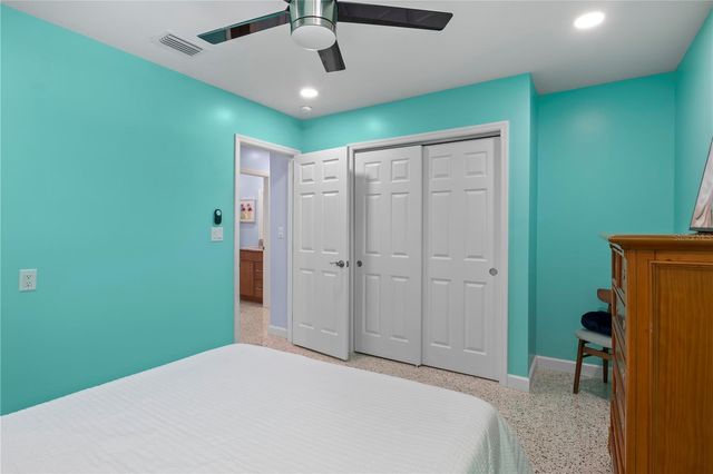 204 29TH STREET, Holmes Beach, FL 34217