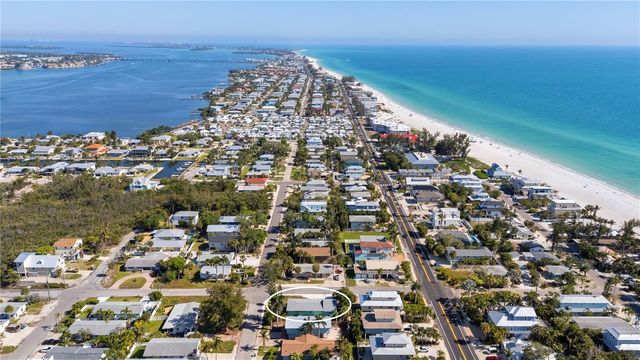 204 29TH STREET, Holmes Beach, FL 34217