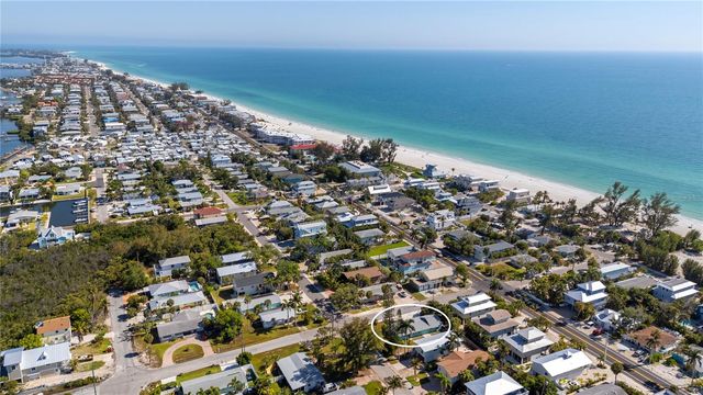 204 29TH STREET, Holmes Beach, FL 34217