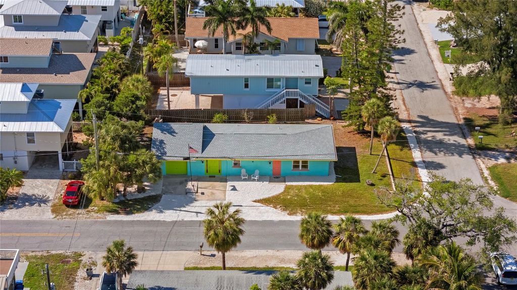 204 29TH STREET, Holmes Beach, FL 34217