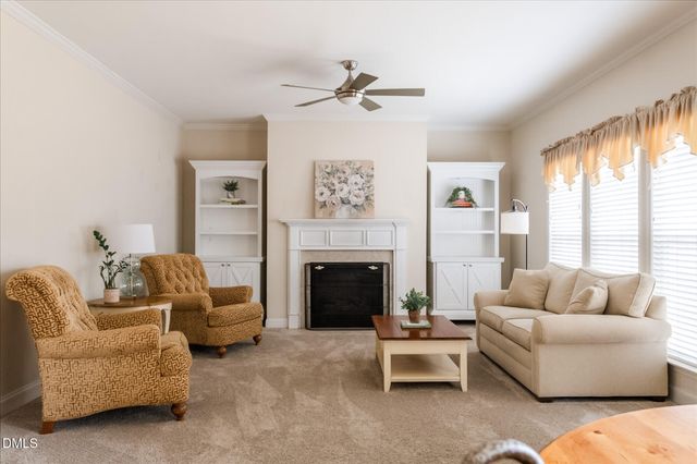 1124 Woodlands Creek Way, Apex, NC 27502