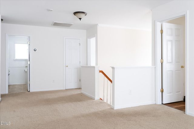 1124 Woodlands Creek Way, Apex, NC 27502