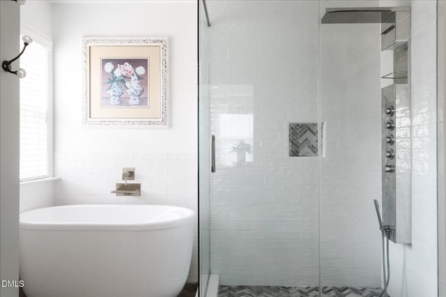 1124 Woodlands Creek Way, Apex, NC 27502