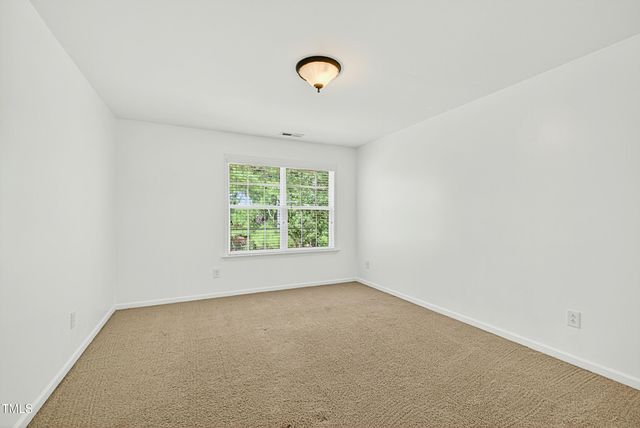 1124 Woodlands Creek Way, Apex, NC 27502