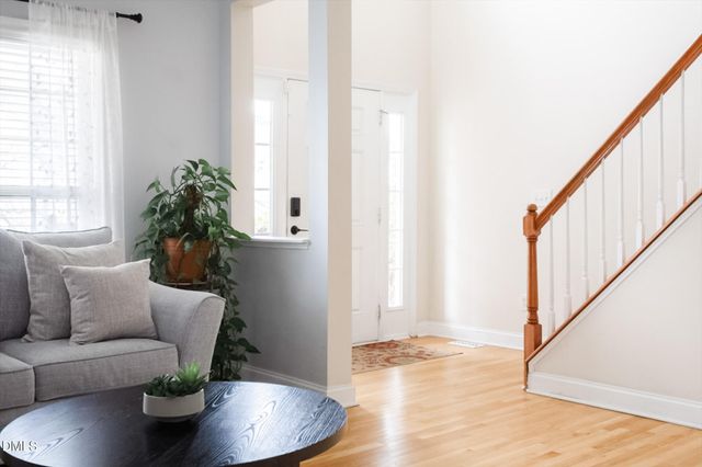 1124 Woodlands Creek Way, Apex, NC 27502