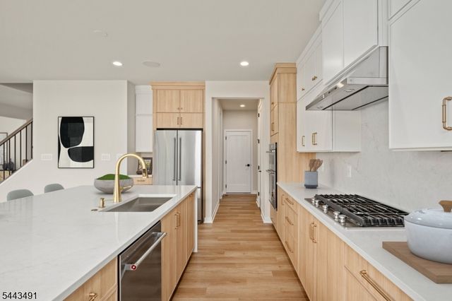 48 Van Tine Boulevard, Hillsborough Twp., NJ 08844