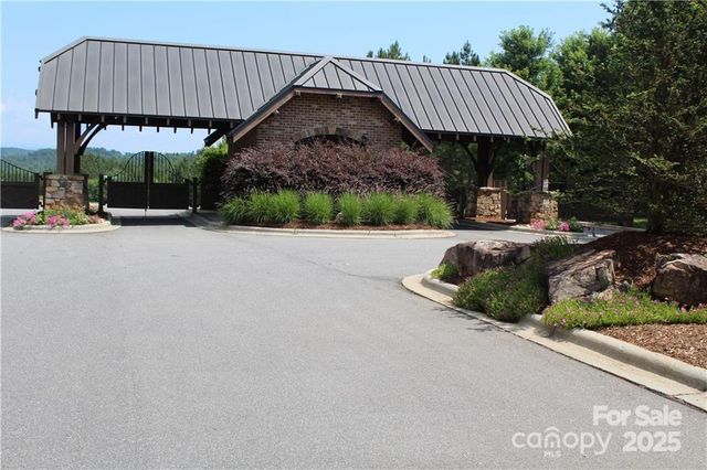 200 E Settings Boulevard NW 63, Morganton, NC 28655