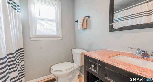 90 Blohm Street, West Haven, CT 06516