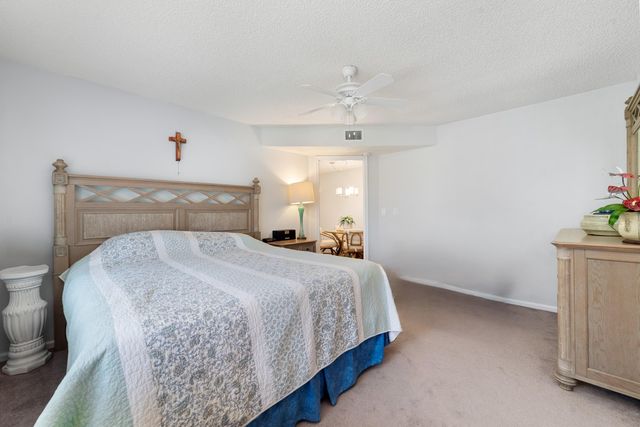 841 SW South River Drive 205, Stuart, FL 34997