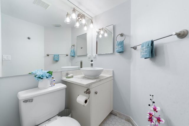 841 SW South River Drive 205, Stuart, FL 34997