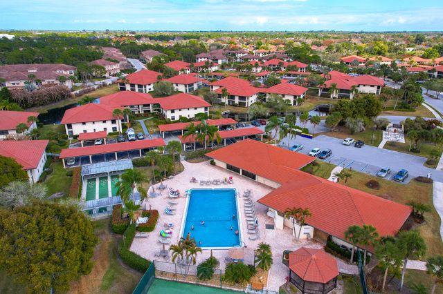 841 SW South River Drive 205, Stuart, FL 34997