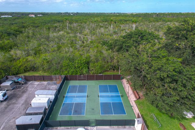 841 SW South River Drive 205, Stuart, FL 34997