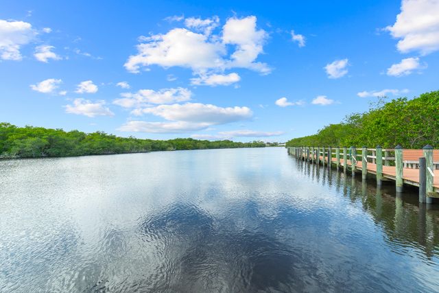 841 SW South River Drive 205, Stuart, FL 34997