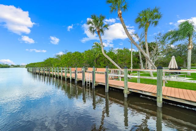 841 SW South River Drive 205, Stuart, FL 34997