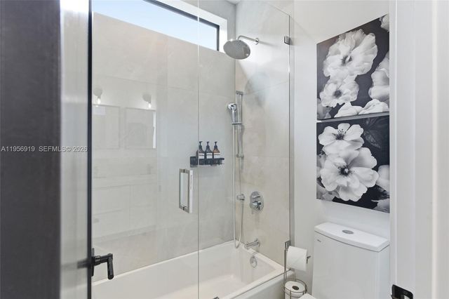 255 NW 39th Street, Miami, FL 33127
