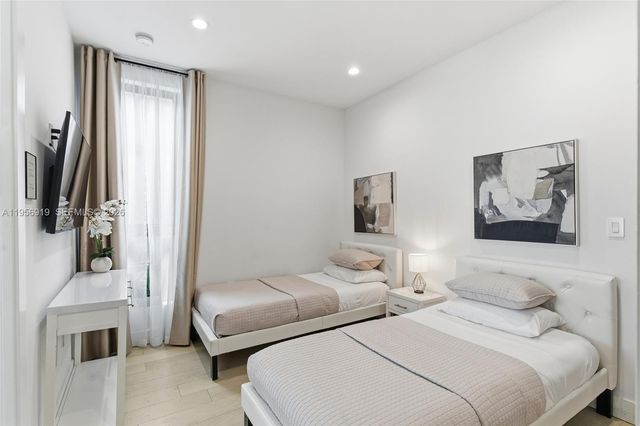 255 NW 39th Street, Miami, FL 33127