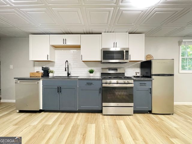 2772 Dunnington Circle, Atlanta, GA 30341