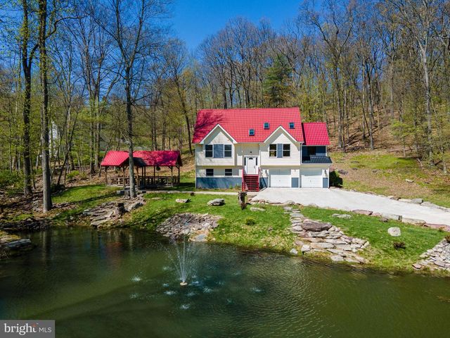 57 LAKE LN, East Stroudsburg, PA 18301
