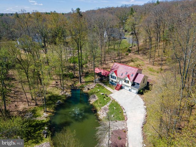 57 LAKE LN, East Stroudsburg, PA 18301