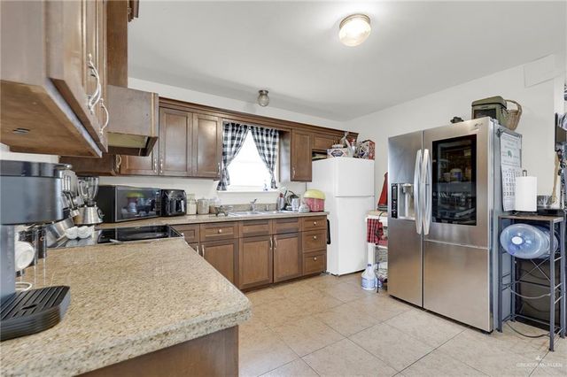 115 W Albatross Avenue, Pharr, TX 78577