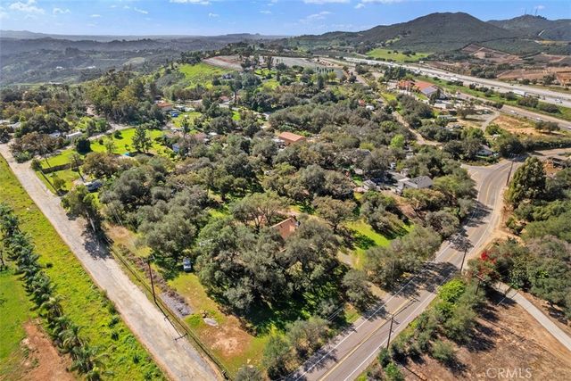 1239 Rainbow Valley Boulevard, Fallbrook, CA 92028