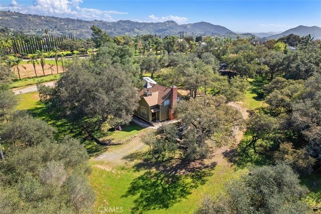 1239 Rainbow Valley Boulevard, Fallbrook, CA 92028