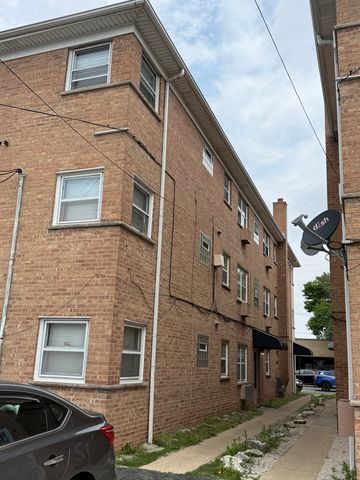 5007 W Diversey Avenue, Chicago, IL 60639