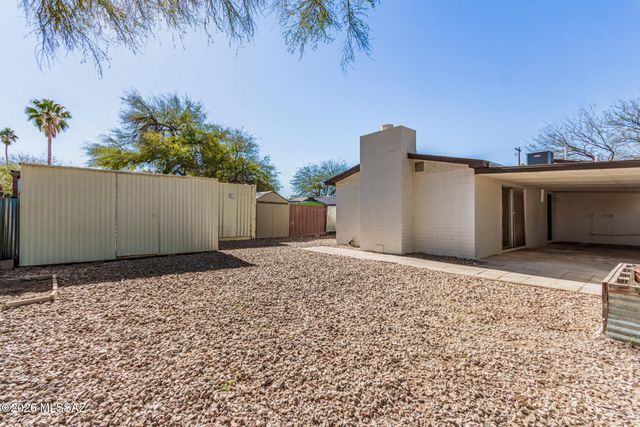 1304 N Catalina Avenue, Tucson, AZ 85712
