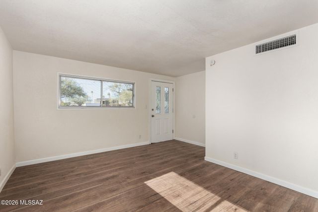 1304 N Catalina Avenue, Tucson, AZ 85712