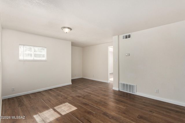 1304 N Catalina Avenue, Tucson, AZ 85712