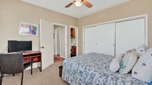 2116 Tanglewood Boulevard B2010, Pottsboro, TX 75076