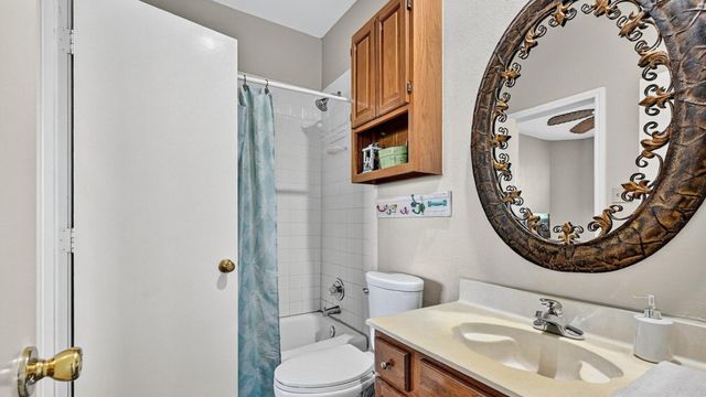2116 Tanglewood Boulevard B2010, Pottsboro, TX 75076
