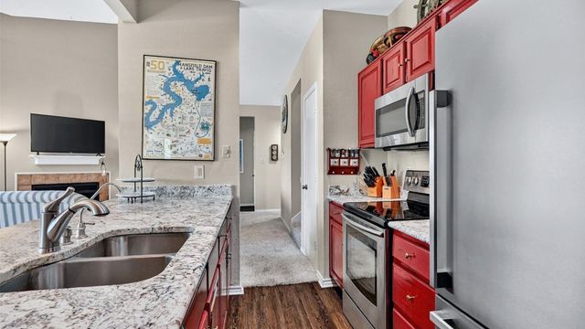 2116 Tanglewood Boulevard B2010, Pottsboro, TX 75076