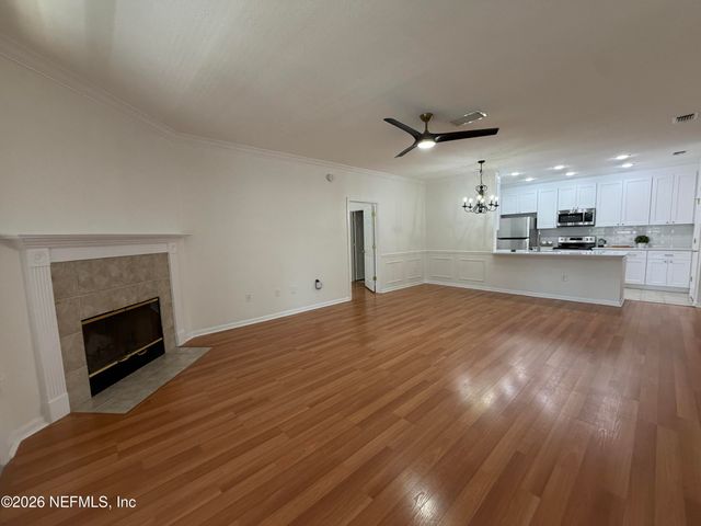 10901 BURNT MILL Road 406, Jacksonville, FL 32256