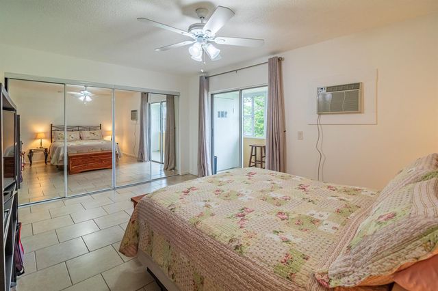 120 Northampton F, West Palm Beach, FL 33417