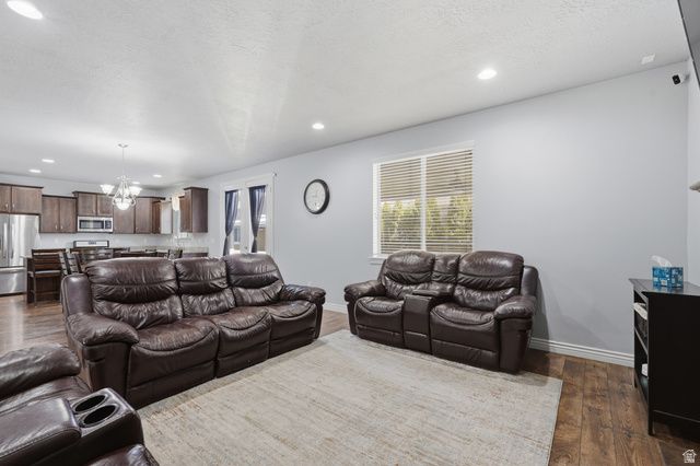 2287 S 2060 W, Woods Cross, UT 84087