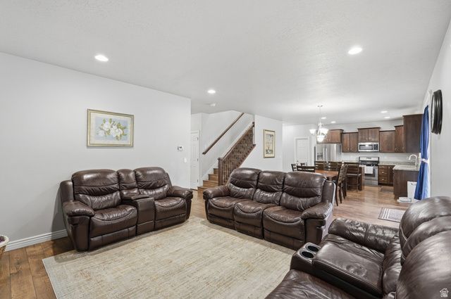 2287 S 2060 W, Woods Cross, UT 84087