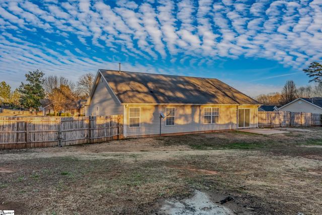 100 Stevens Court, Williamston, SC 29697