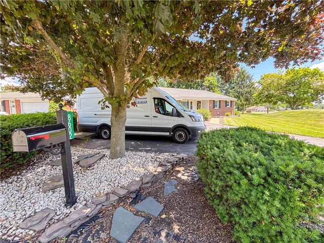 8602 Penny Drive, Bath Boro, PA 18014