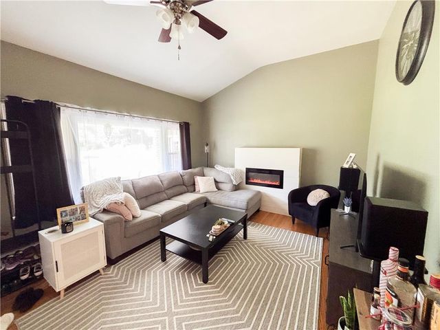 8602 Penny Drive, Bath Boro, PA 18014