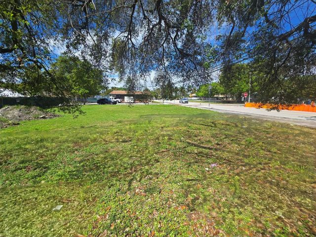 602 NW 1st Street, Dania Beach, FL 33004