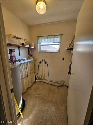 120 SW Trafalgar PKWY 3, Cape Coral, FL 33991