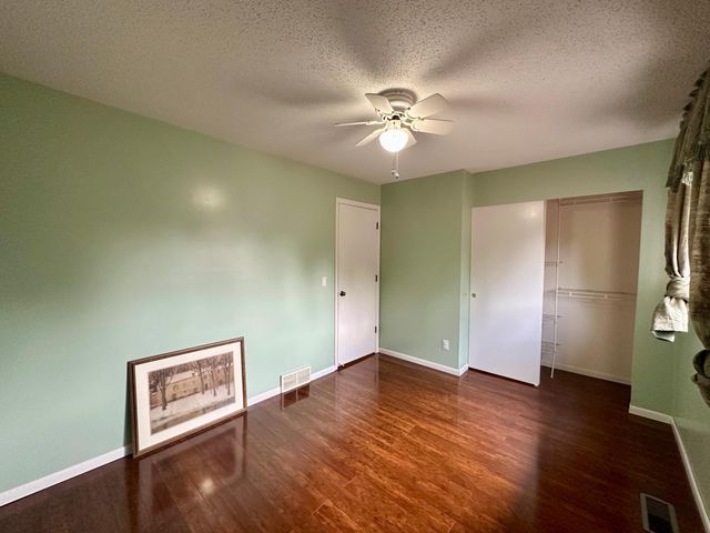 2934 68th Lane N, Brooklyn Center, MN 55430