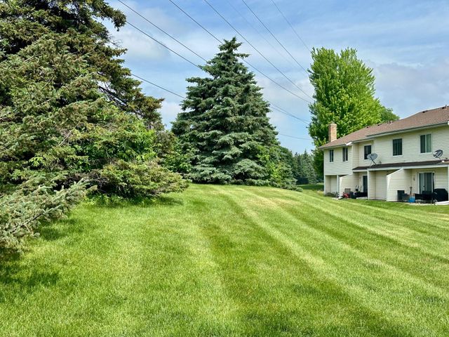 2934 68th Lane N, Brooklyn Center, MN 55430