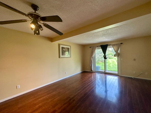 2934 68th Lane N, Brooklyn Center, MN 55430
