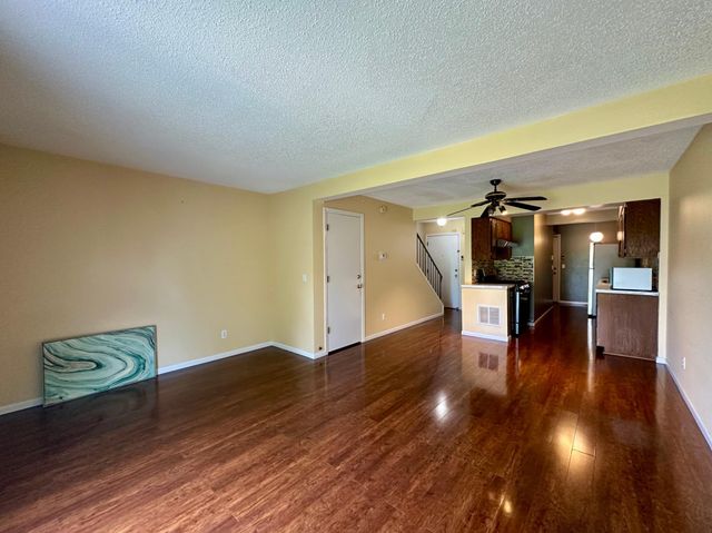 2934 68th Lane N, Brooklyn Center, MN 55430