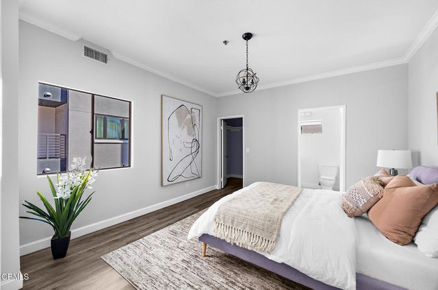 156 S Oak Knoll Avenue 305, Pasadena, CA 91101