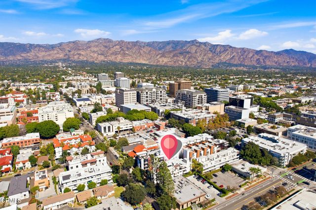 156 S Oak Knoll Avenue 305, Pasadena, CA 91101