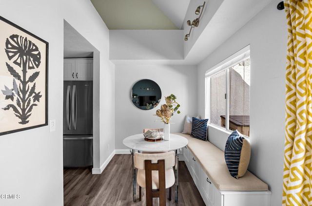 156 S Oak Knoll Avenue 305, Pasadena, CA 91101