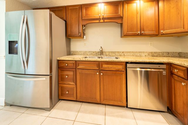 525 N Ocean Boulevard 423, Pompano Beach, FL 33062